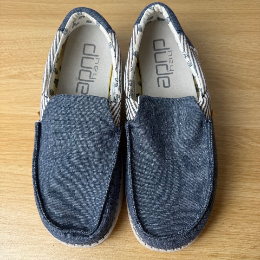 Hey Dude Misty Slip On Loafers Womens 11 Blue Barbados Nautical Coastal Beachy